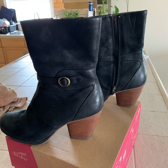 dansko marietta boot